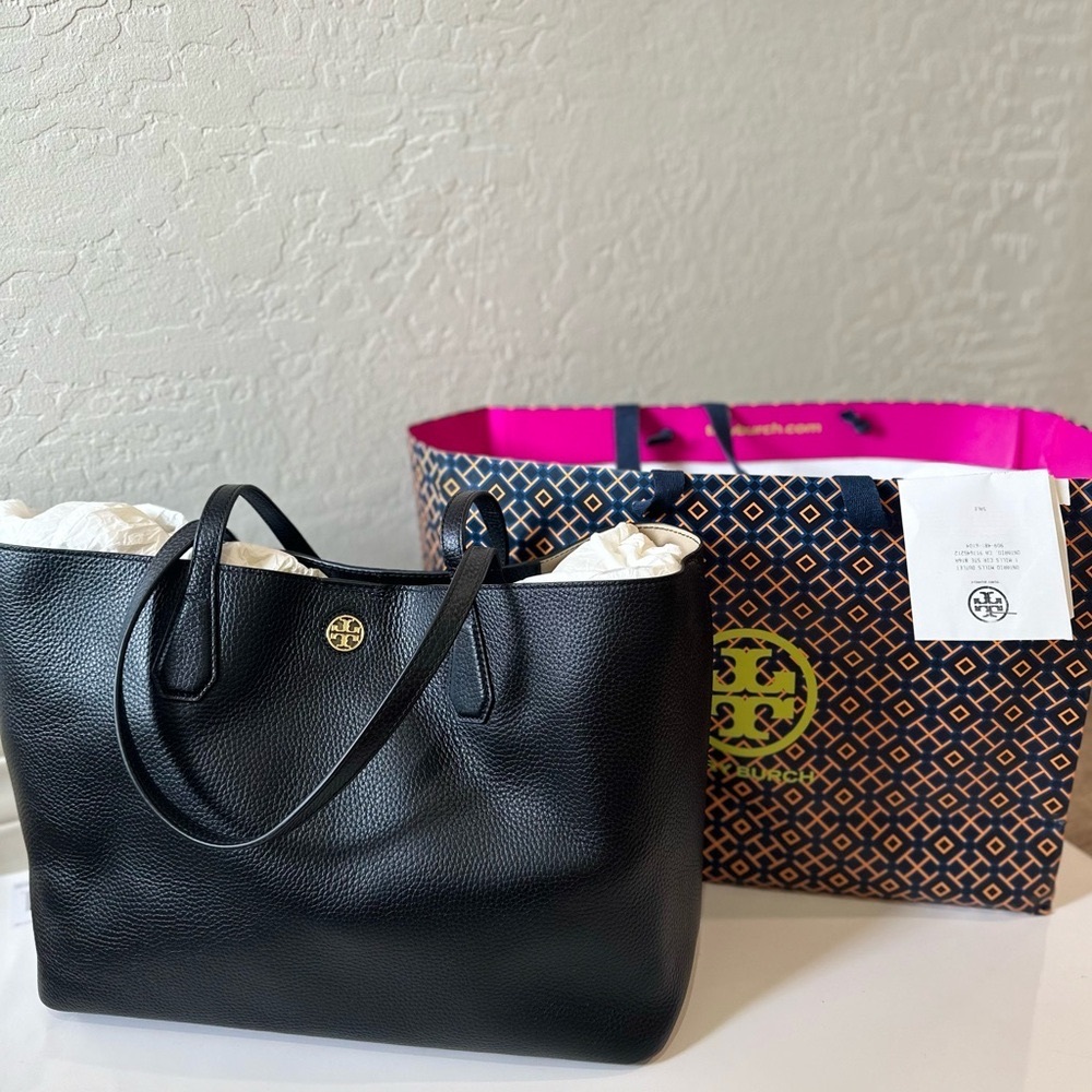 Brand new!! Tory Burch  real pebble leather shopping tote bag!!